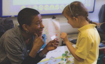 Helping deaf pupils to learn