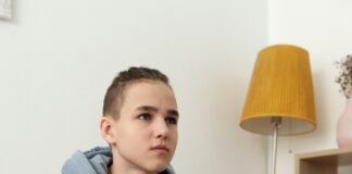 Ask the Experts: Gaming Disorder and special needs A boy gaming