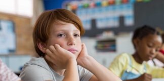 Two in three teachers don’t know how to teach a deaf child