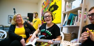 Help secure 1,000 instruments by Christmas!