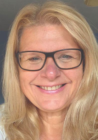 Dr Annie Clements
