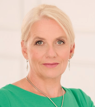 Elizabeth Stephens-Sarlós